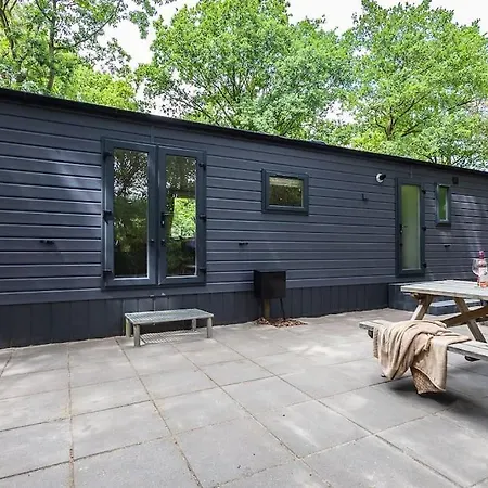 Prachtig In De Bossen Ferienhaus *