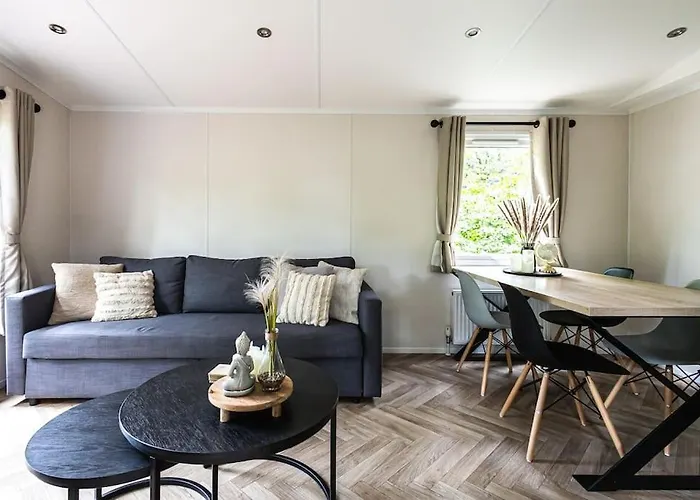 Holiday home Prachtig In De Bossen *