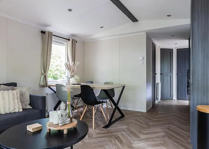 Prachtig In De Bossen 別荘