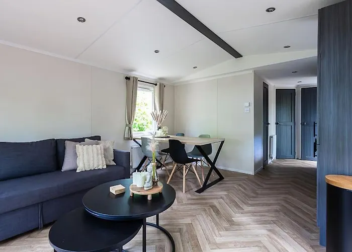 Prachtig In De Bossen 別荘 *